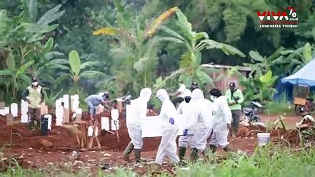 Kurva COVID-19 Turun, PPKM Level 4 Lanjut Atau Ikut Turun?