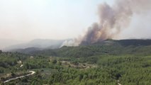 Son dakika haber... (DRONE) Manavgat'ta orman yangınını söndürme çalışmaları sürüyor