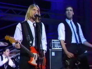Nirvana - Rape me : live @Nulle Part Ailleurs 1994