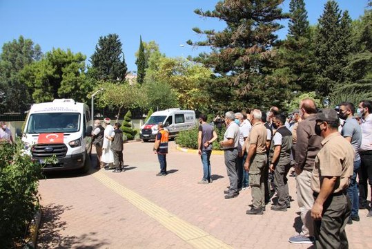 Manavgat'taki yangında yaşamını yitiren 2 orman işçisi için tören düzenlendi