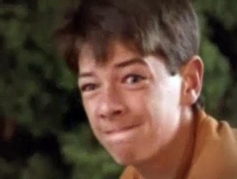 Are You Afraid of the Dark Season 1 Episode 9 The Tale of the Sorcerer's Apprentice