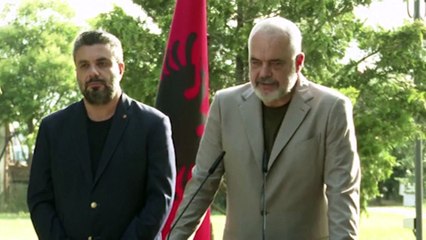 Familiares de miembros del Dáesh son repatriados a Albania