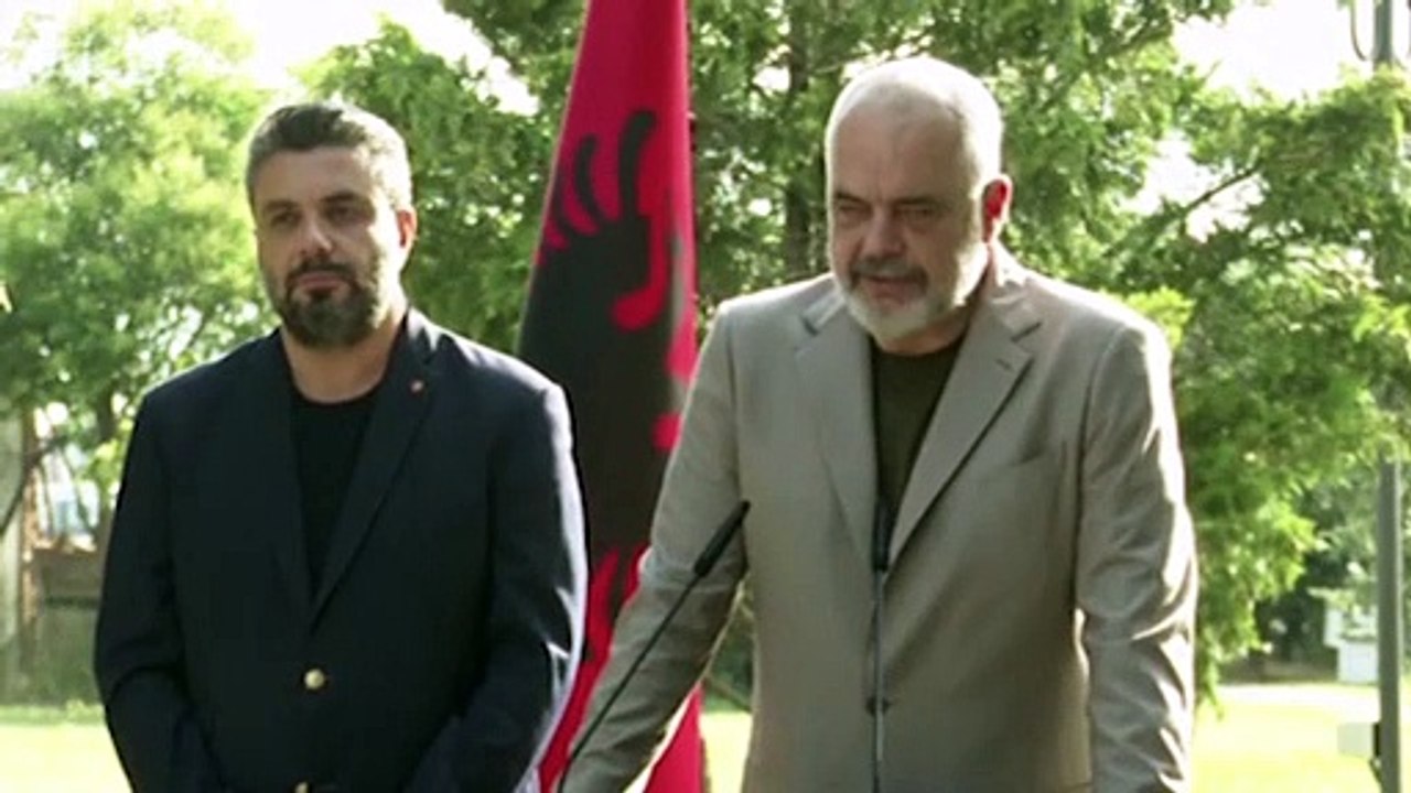 Albanien holt Frauen und Kinder von IS-Kämpfern aus Syrien heim