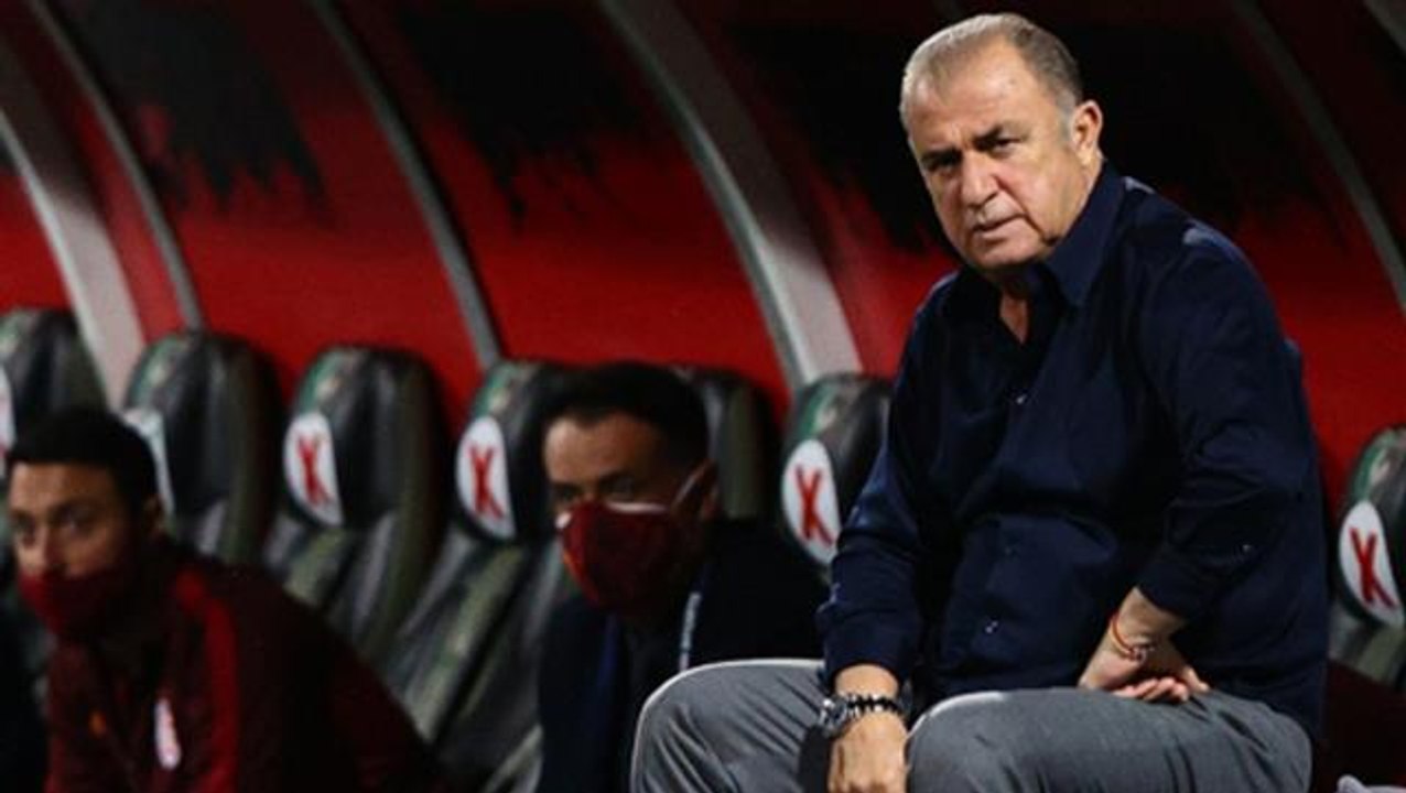 Fatih Terim, gazetecilerin sorularını dobra dob...