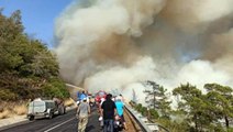 Muğla'da 2 yangın daha çıktı, kentte devam eden yangın sayısı 5'e yükseldi