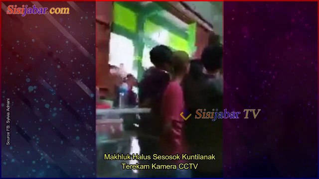 Heboh! Viral Makhluk Halus Sesosok Kuntilanak Terekam Kamera CCTV