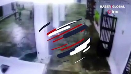 Hindistan'da hapishane duvarı çöktü: 22 yaralı