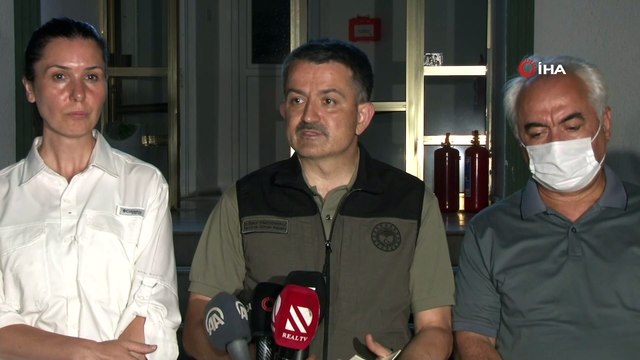 Tarım ve Orman Bakanı Bekir Pakdemirli: 'Şu anda devam eden 8 yangın var'