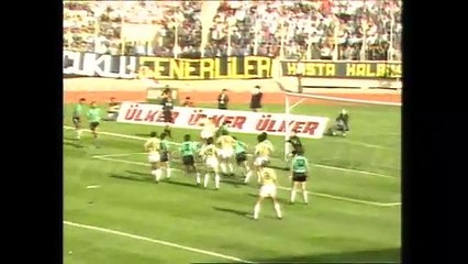 Download Video: Fenerbahçe 4-2 Bakırköyspor 15.09.1991 - 1991-1992 Turkish 1st League Matchday 3