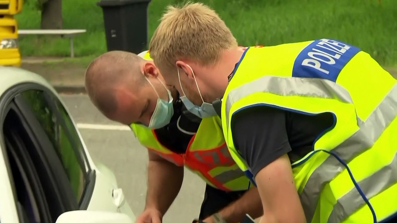 Covid-19 in Europa: Trotz hoher Inzidenz lockern Portugal und Dänemark