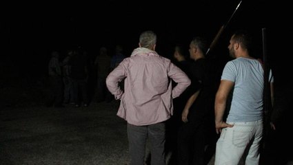 Manavgat'ta hareketli gece! Otel bölgesinde yeniden yangın başlayınca silahını alan ormanın içine koştu
