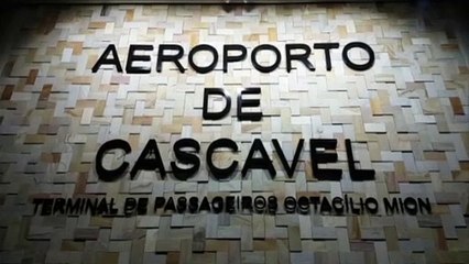 Doses de imunizantes contra a Covid-19 chegam ao aeroporto de Cascavel