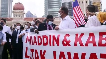 Opposition MPs demand Muhyiddin, Cabinet's resignation at Merdeka Square