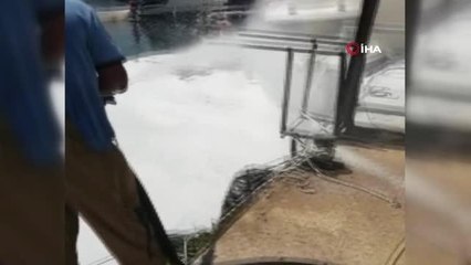 Erdek Limanı'nda lüks yat yanarak böyle battı