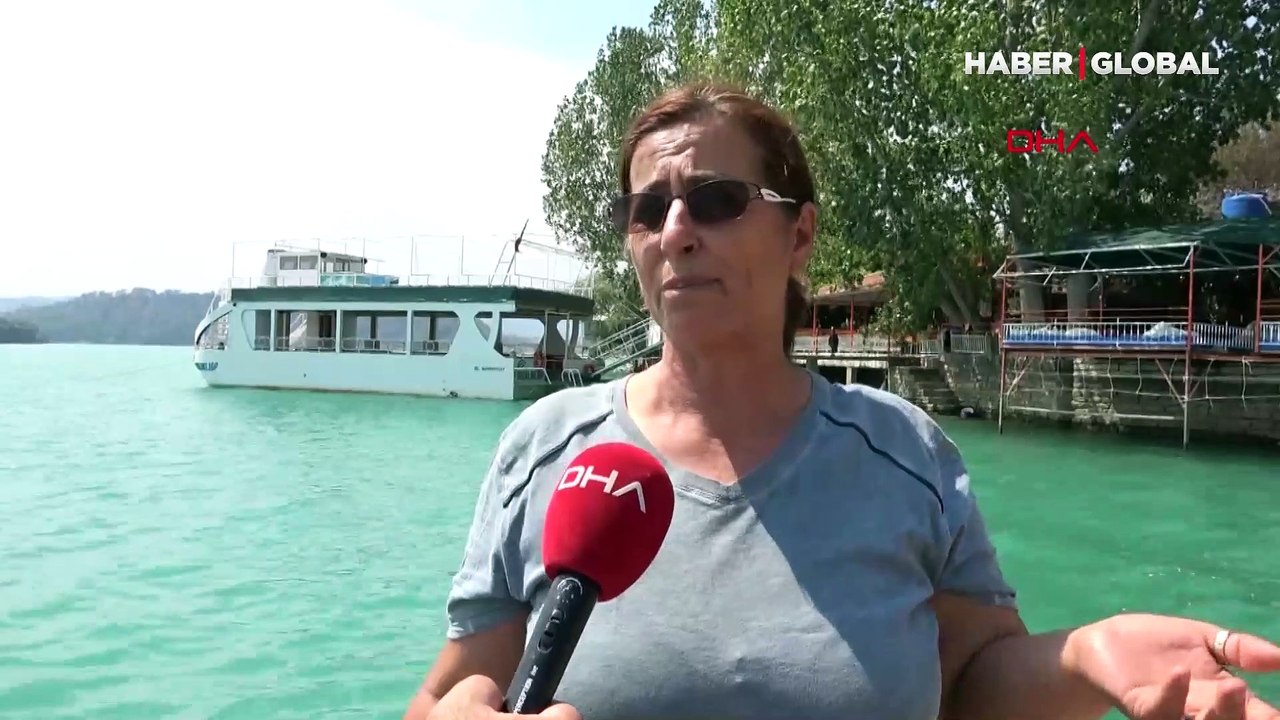 Tekneyle göle açıldılar, 6 saat kurtarılmayı beklediler