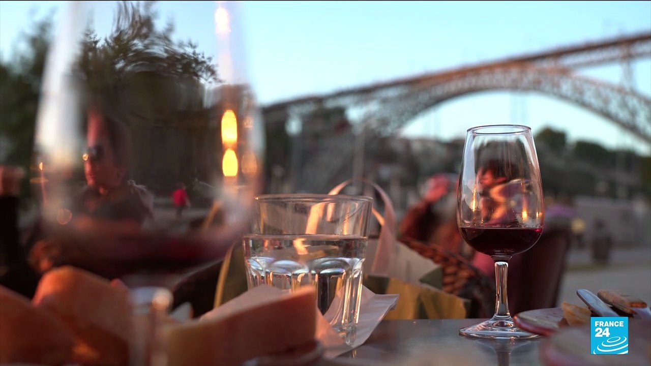 Coronavirus in Portugal: Restrictions eased as vaccine rollout continues