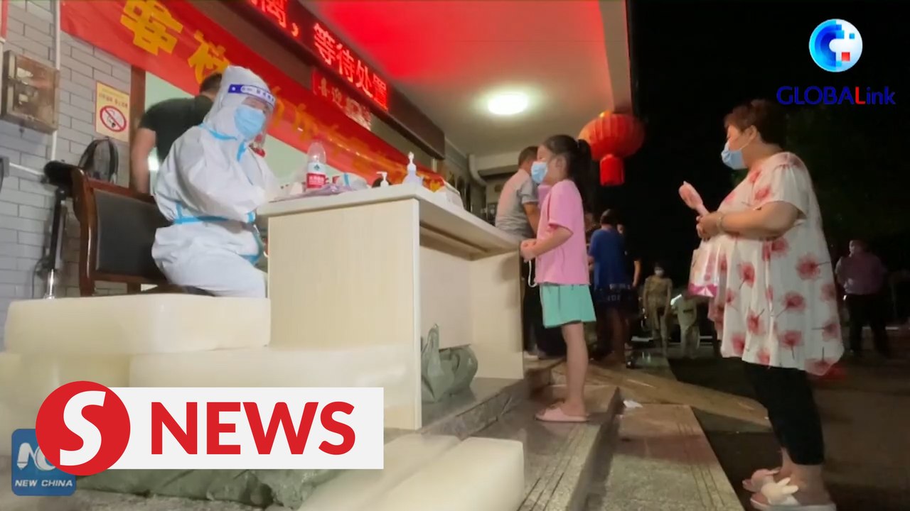 Warm-hearted Chinese resident brings ice to medics working amid summer heat