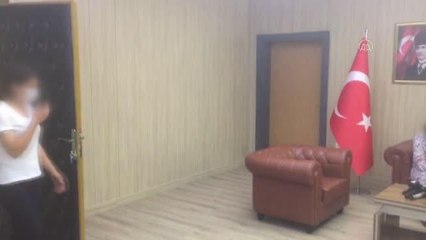 Son dakika haber: Polisin ikna çalışması sonucu teslim olan 2 kadın terörist aileleriyle buluşturuldu (2)