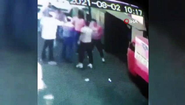 İzmir'de pompalı tüfekli tabancalı kavga kamerada