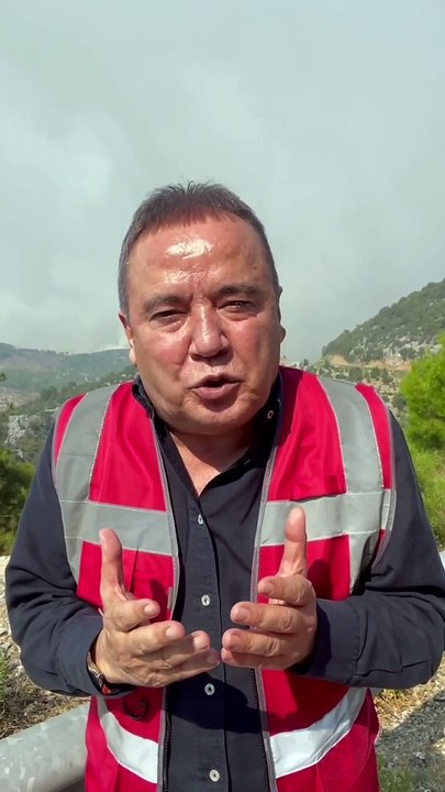 Muhittin Böcek tahliye kararı verilen Gündoğmuş için: "Nolur buraya uçak gönderin, helikopter gönderin"