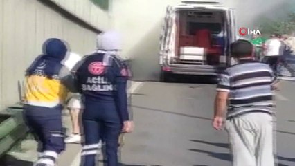 Görev yaptığı ambulans alev alınca gözyaşlarına boğuldu