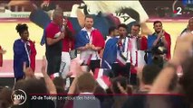JO 2021 : de retour de Tokyo, les médaillés olympiques français accueillis en héros à Paris