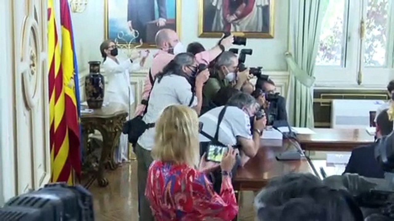 Gobierno y Generalitat acuerdan ampliar el aeropuerto de Barcelona