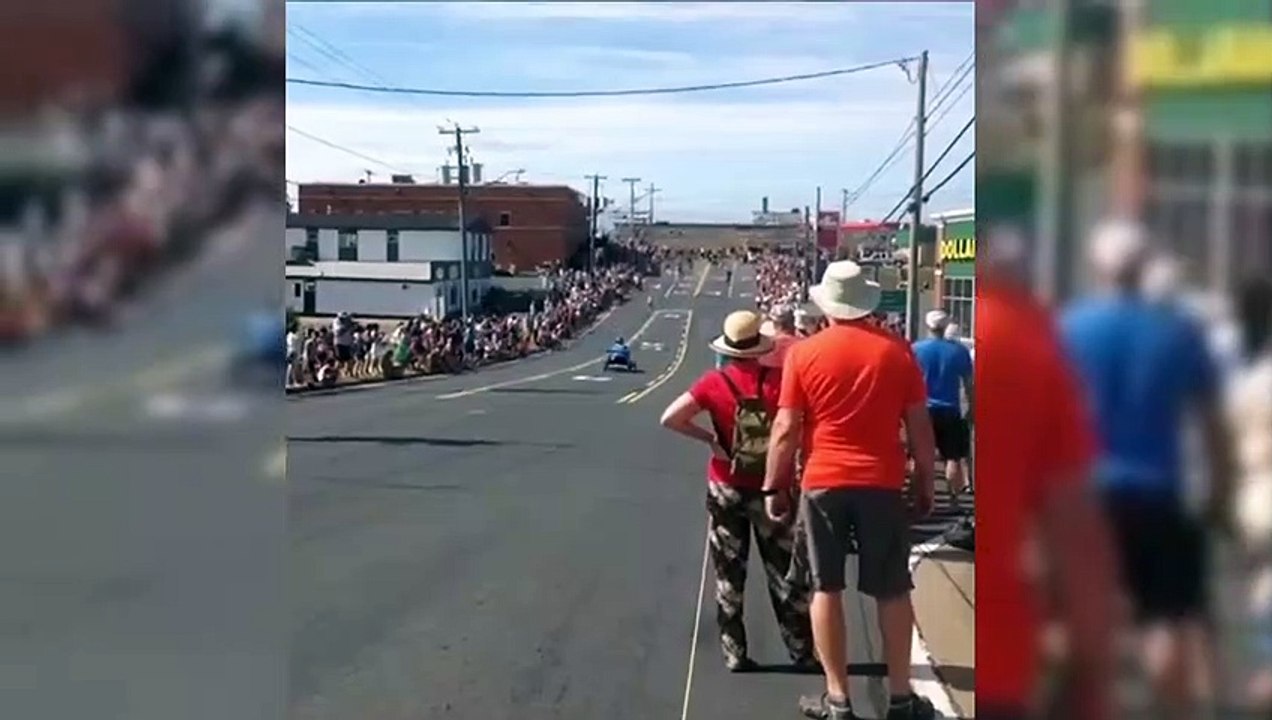 Rien n'a arrêté la présentation de la course à tacot