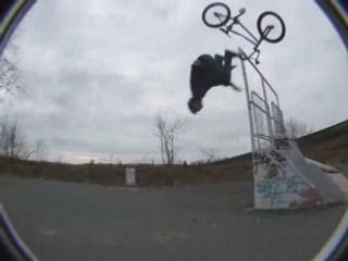 Une aprem, un Max Bonfil, un tricks !!