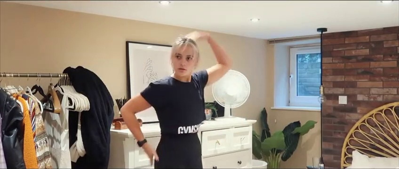 MY HEALTHY MORNING ROUTINE! HOW I START A PRODUCTIVE DAY IN LOCKDOWN - AD - EmmasRectangle