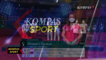 Beri Ucapan Selamat, Jokowi Video Call Greysia dan Apriyani Usai Pengalungan Medali