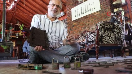 20 yıldır biriktirdiği kapı kilitlerini koleksiyon haline getirdi