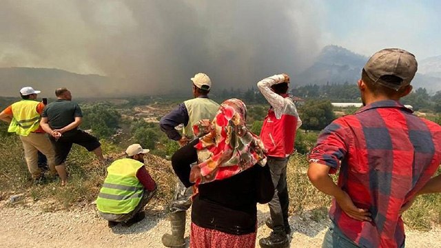 Isparta’daki yangın 2. gününde durdurulamıyor