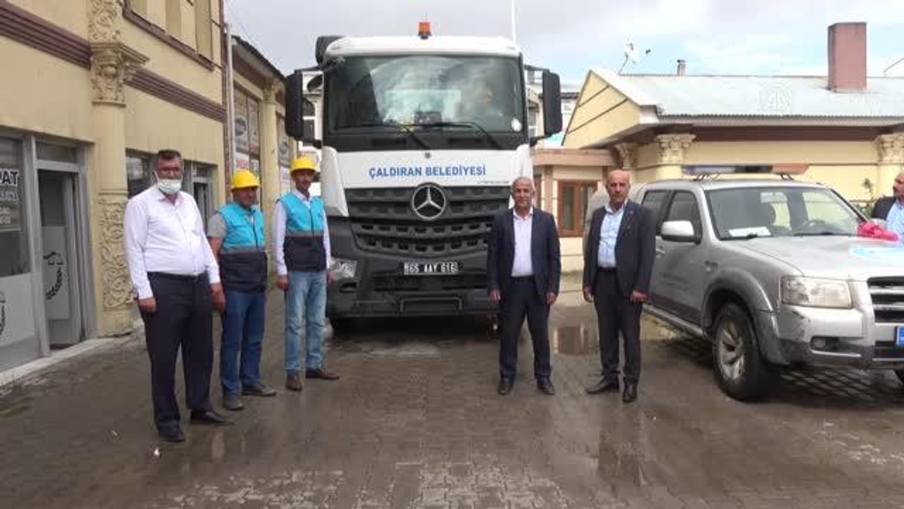 Son dakika... Çaldıran Belediyesi'nden Manavgat'taki yangın söndürme çalışmalarına destek