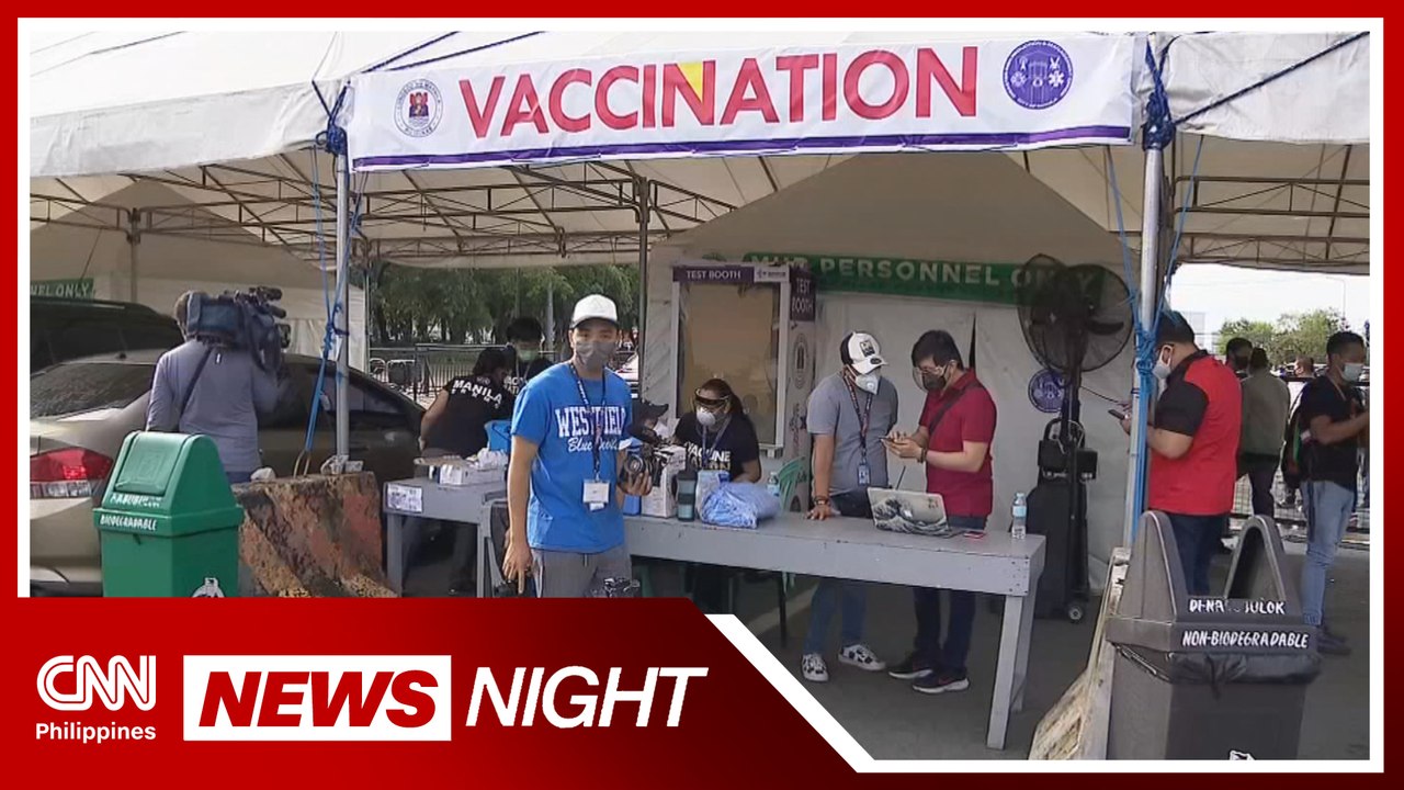 Nearly 3,000 people volunteer for Manila's 24/7 vaccination drive