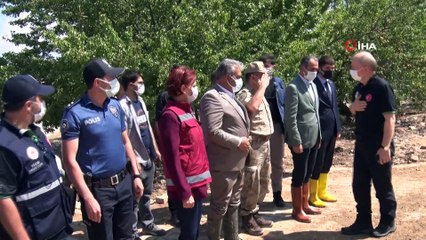 Çevre ve Şehircilik Bakan Yardımcısı Hasan Suver, sel bölgesinde incelemelerde bulundu