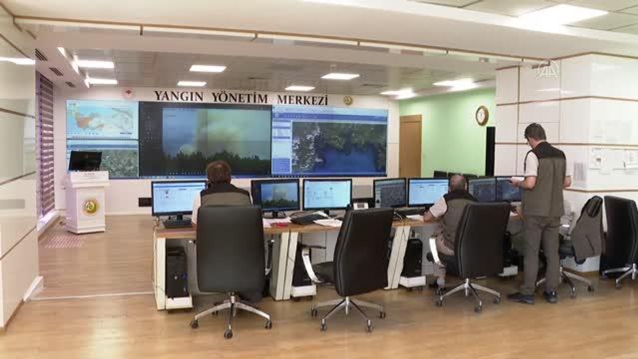 Son dakika haberi... Orman Genel Müdür Yardımcısı Özkaya: "(Orman yangınları) 146'sı kontrol altına alındı, 3 ilde 8 yangın devam ediyor"