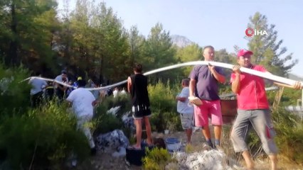 Kemer'de yangını duyan ekiplere yardım için seferber oldu