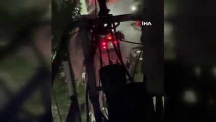 - Kabil’de bomba yüklü araçla saldırı: 6 yaralı- Saldırıda Savunma Bakanı Mohammadi hedef alındı