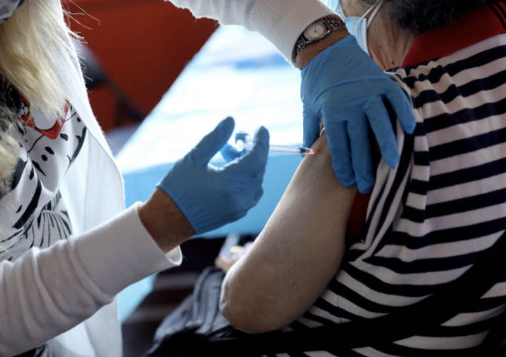 NYC Will Require Proof of Vaccine for Indoor Dining, Performances and Gyms