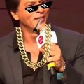 Watch: Shah Rukh Khan trolls a reporter for calling him Salman Khan | Bollywood Bubble