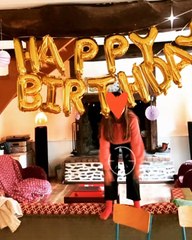 Lolita Séchan dévoile la fête d'anniversaire de sa fille Héloise.