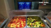 Çin'de yapay zekalı restoran hizmete açıldı