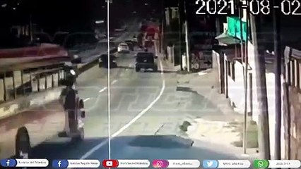 Piloto atropella a peatón en carretera al Atlántico