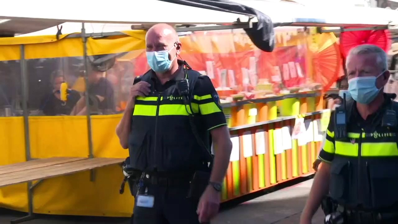 Covid-19, contagi in lieve diminuzione tra vaccini e nuove misure