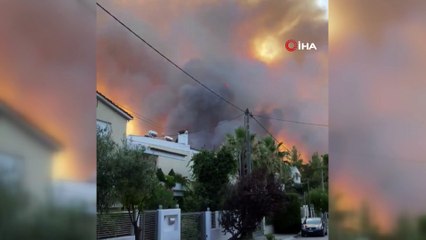 - Yunanistan alevlere teslim: Atinalılara 'evden çıkmayın' çağrısı