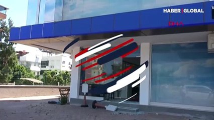 Azra Gülendam Haytaoğlu'nun katili Mustafa Murat Ayhan'ın iş yerine saldırı!