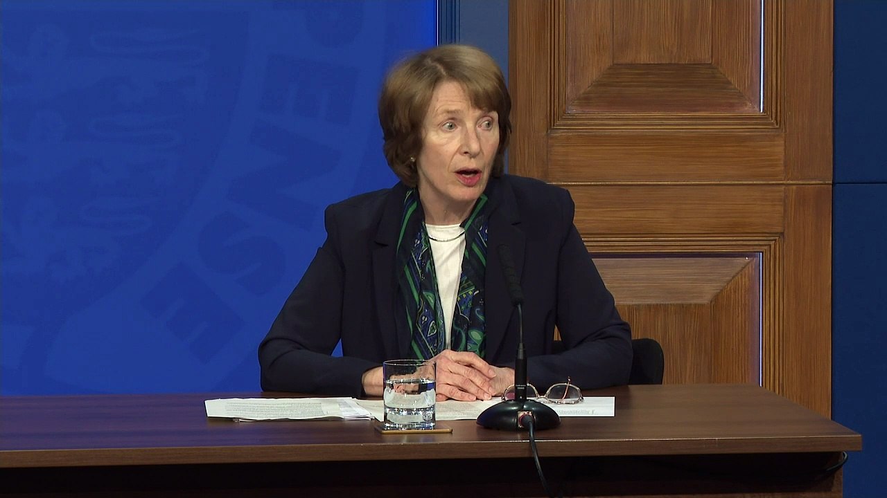 16 and 17-year-olds to be offered first Pfizer jab