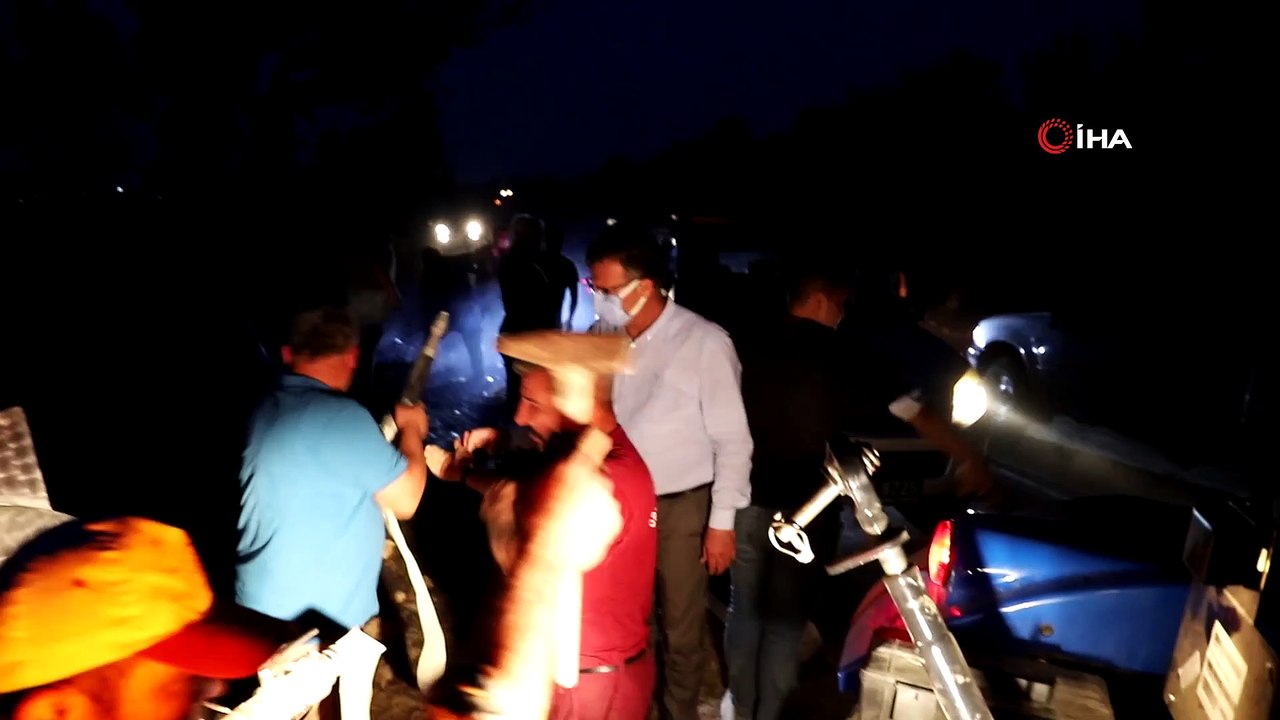 Alaşehir Belediyesi ekipleri Buldan yangınına koştu