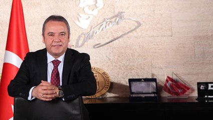 Yeniden hastaneye kaldırılan Muhittin Böcek, son durumunu paylaştı